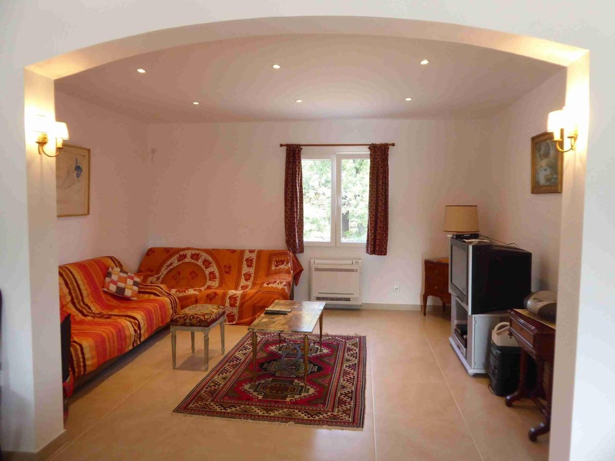 Villa En Provence Verte Carces ภายนอก รูปภาพ